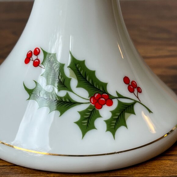 Set of 2 Porcelain Holly Christmas Candelstick Holders Japan Canadian Tire - Picture 5 of 15
